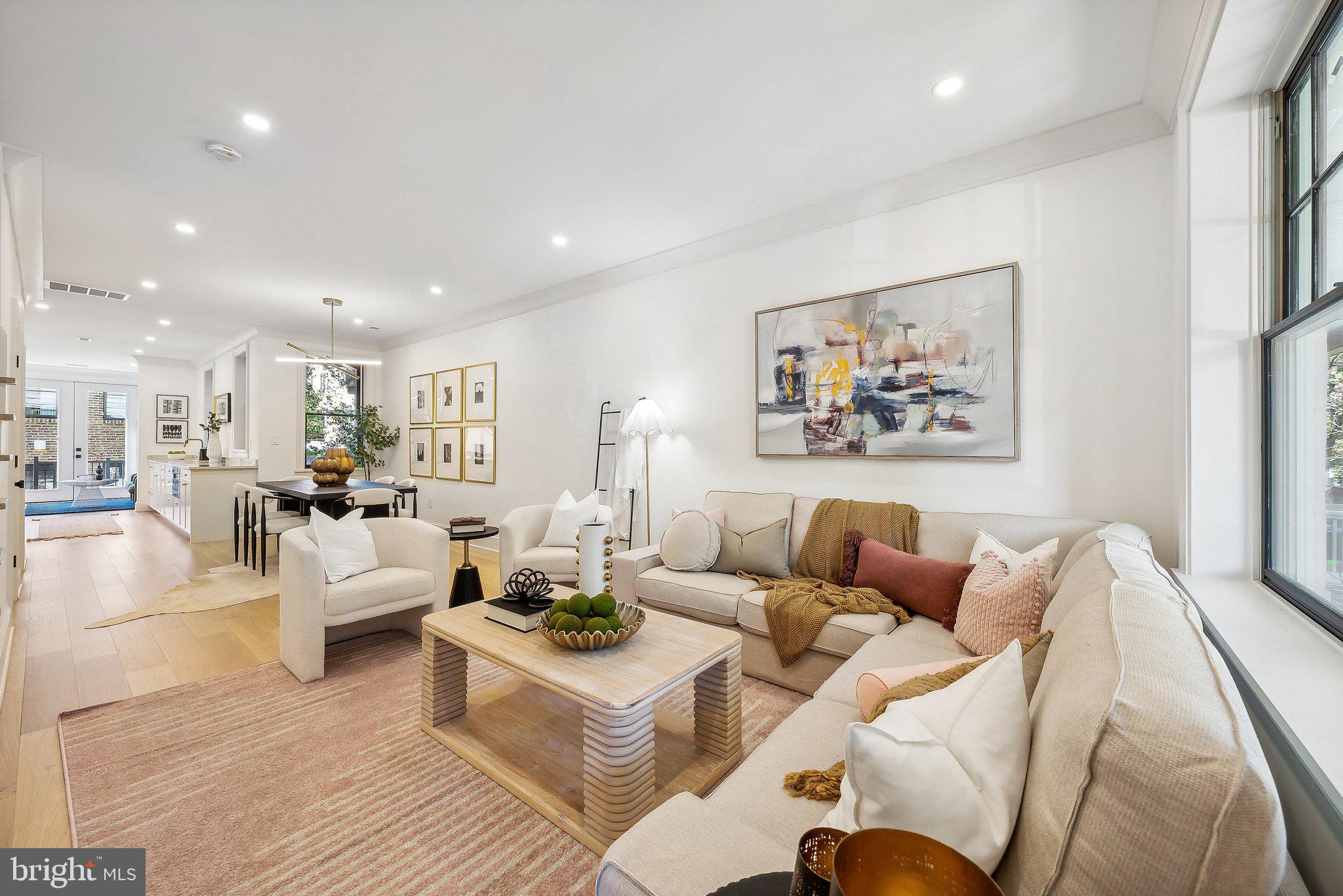 308 11th Street Northeast Washington, DC 20002 - Photo 6 of 49