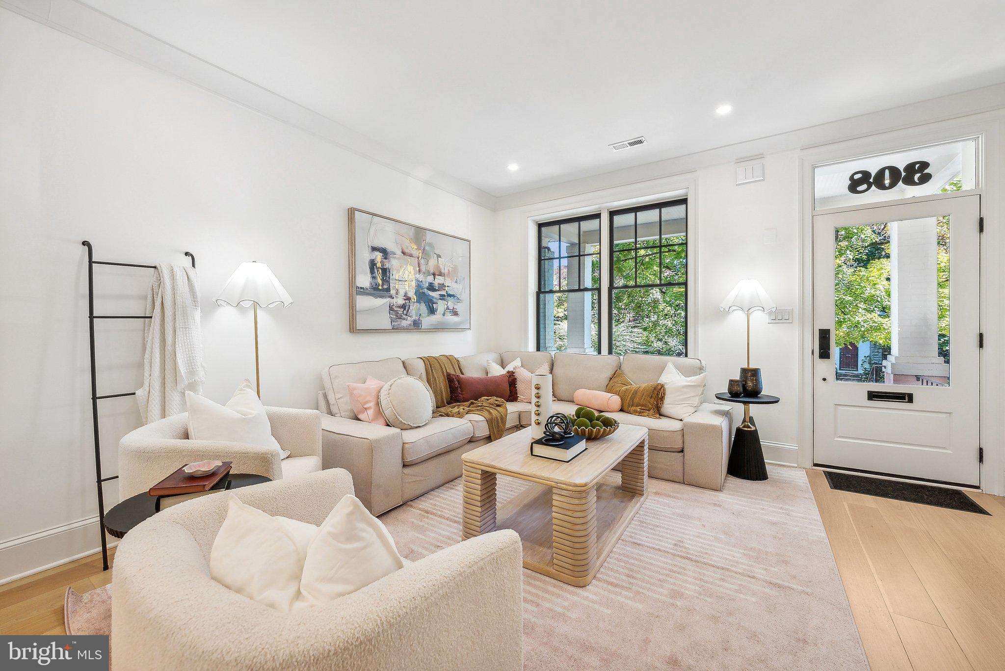 308 11th Street Northeast Washington, DC 20002 - Photo 8 of 49