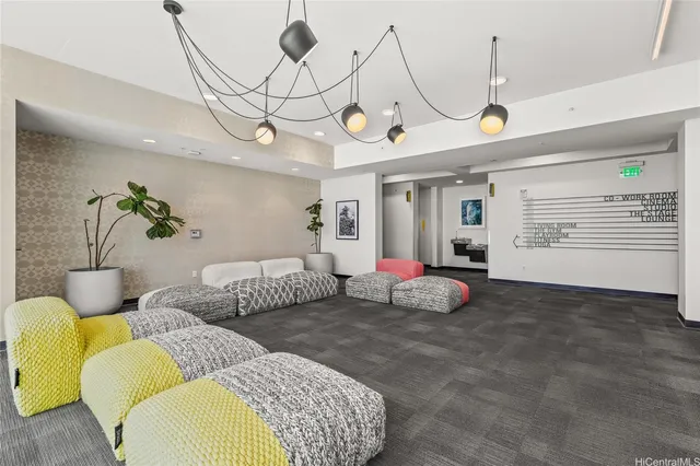 $549,999 | 988 Halekauwila Street, Unit 1812, Honolulu, HI 96814