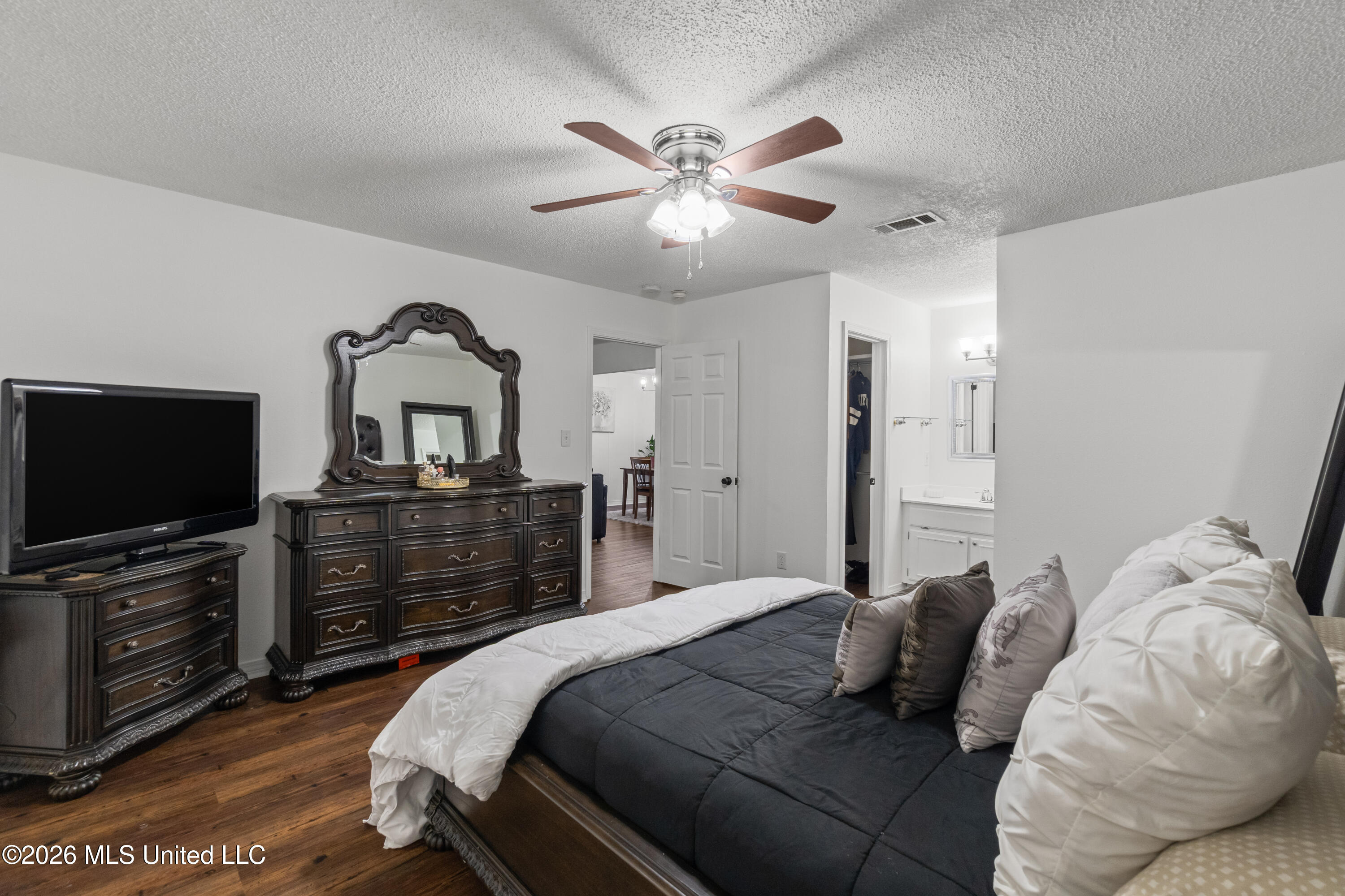 94 Deer Run Road Hattiesburg, MS 39402 - Photo 15 of 29 94_Deer_Run_Rd-16