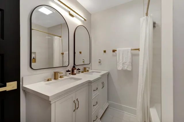 $1,299,000 | 826 Norton Branch Road, Beechgrove, TN 37018