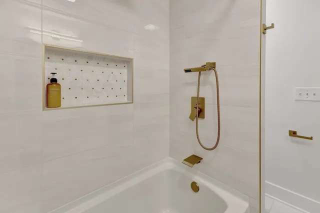 $1,299,000 | 826 Norton Branch Road, Beechgrove, TN 37018