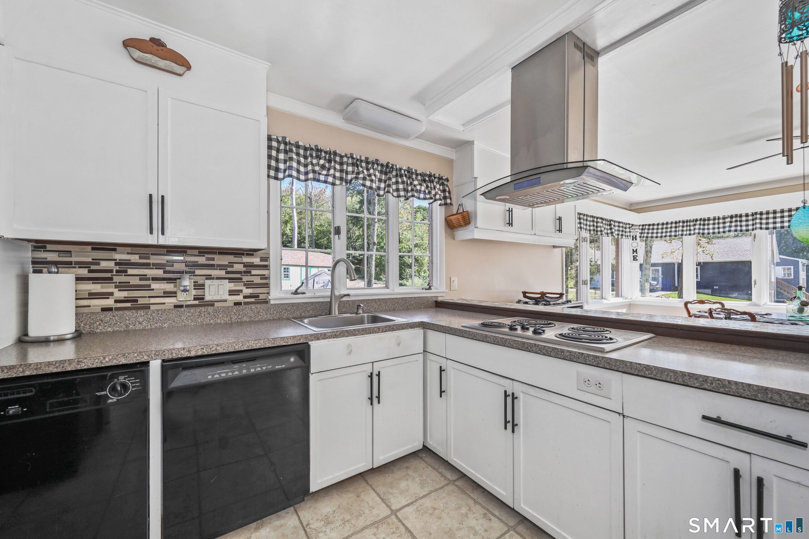 144 Chestnut Hill Road Torrington, CT 06790 - Photo 9 of 40 Gallery Image 9