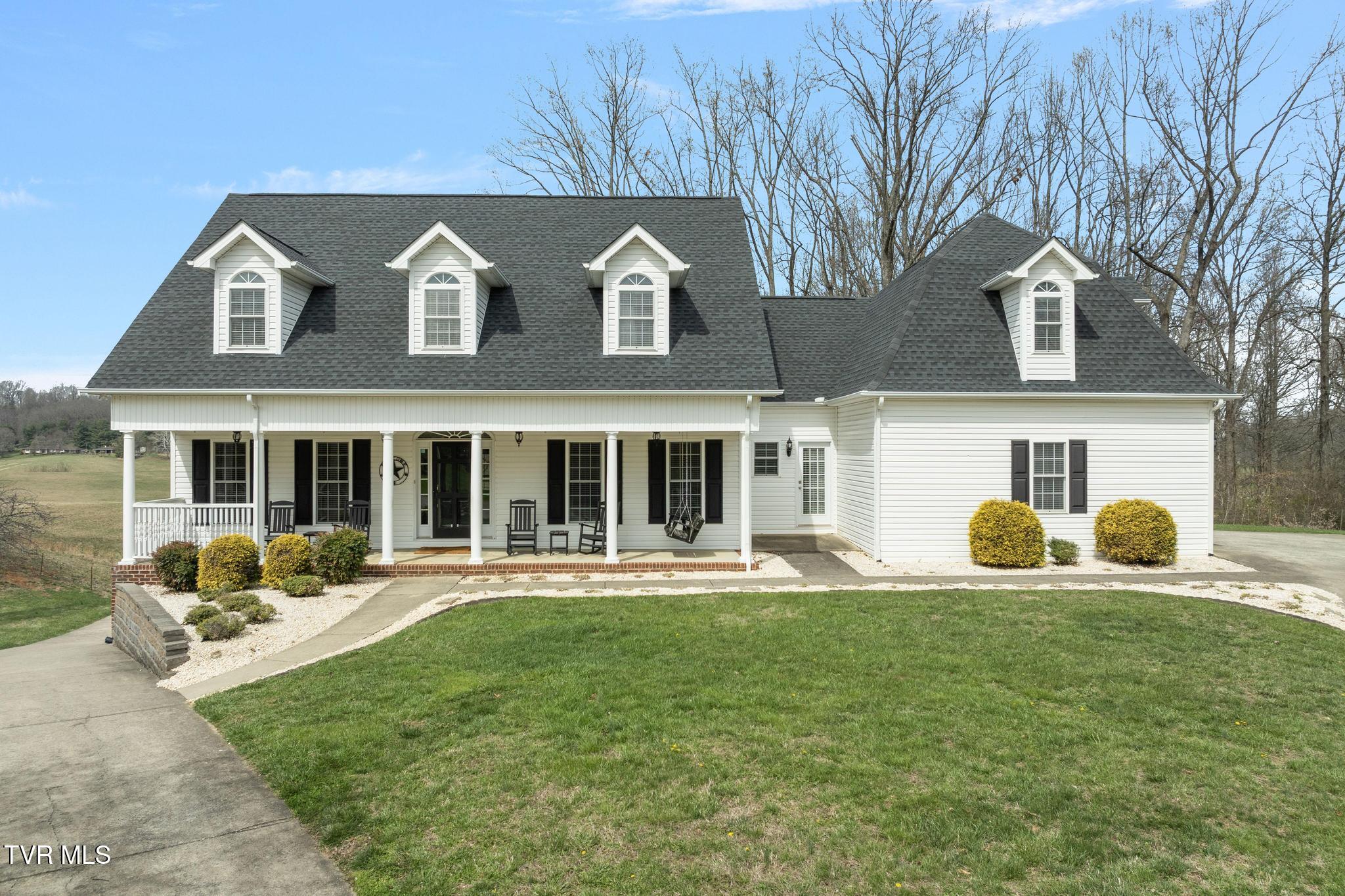 31 Hickory Point Jonesborough, TN 37659 - Photo 1 of 59 31 Hickory Point