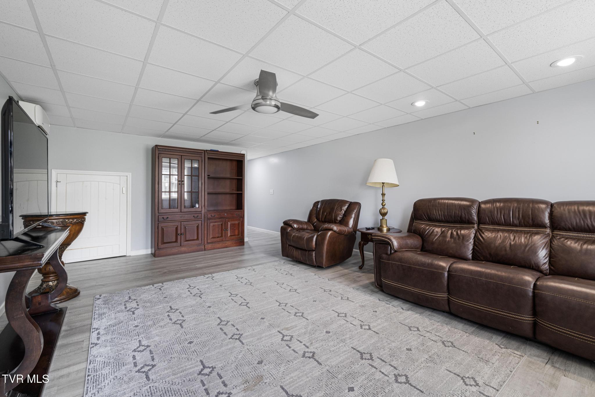 31 Hickory Point Jonesborough, TN 37659 - Photo 42 of 59 Living room in basement