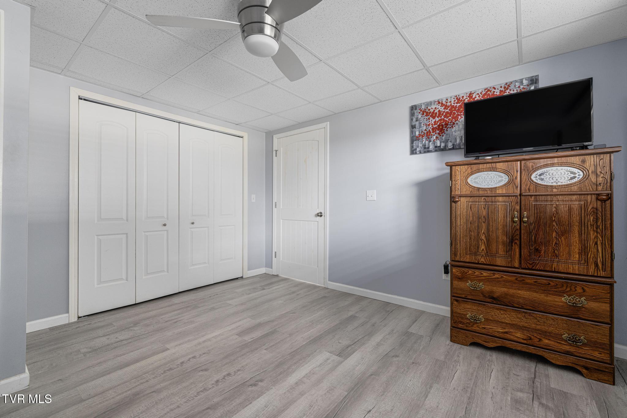 31 Hickory Point Jonesborough, TN 37659 - Photo 47 of 59 Bedroom 5