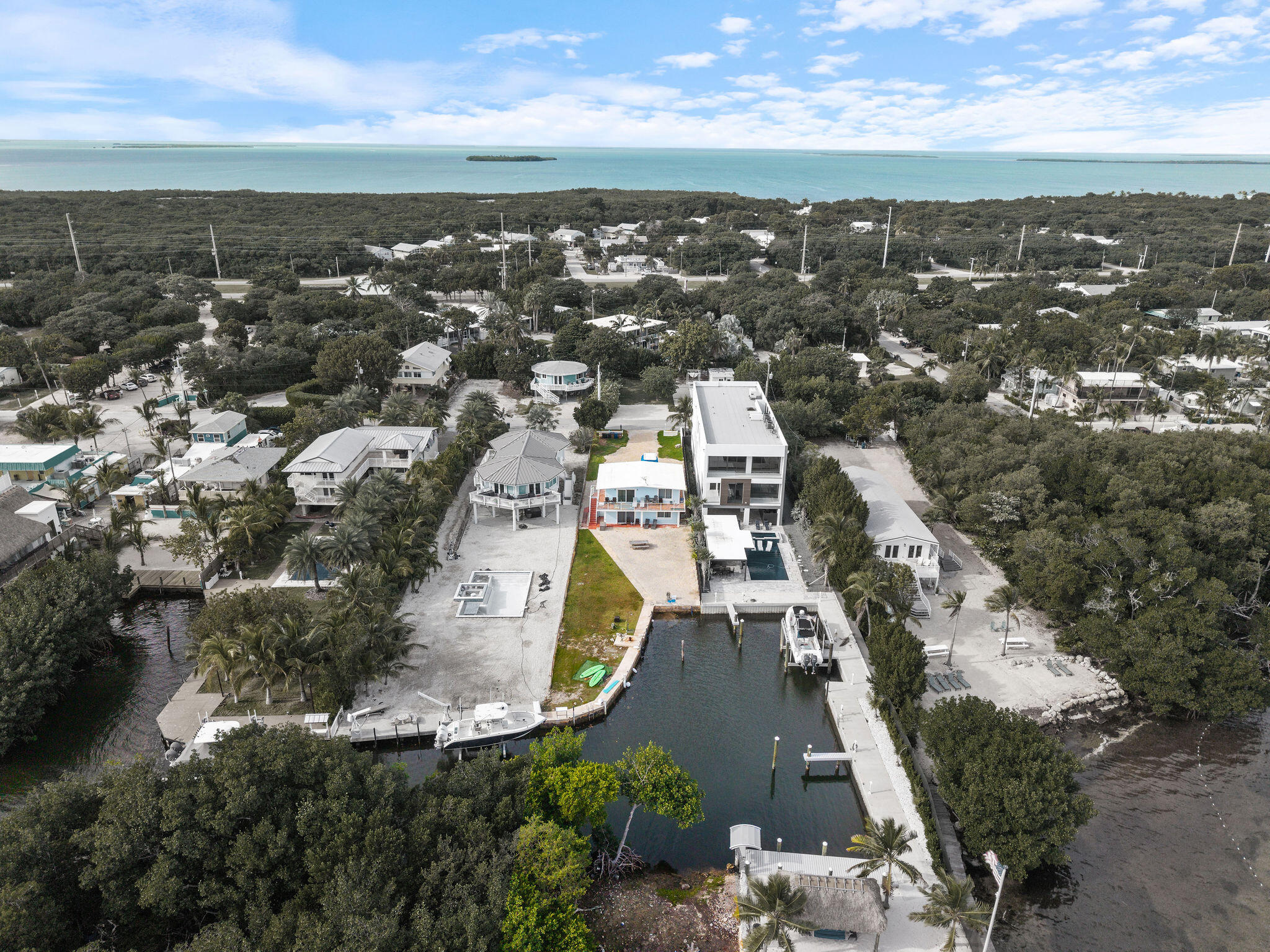 127 Seaside Avenue Key Largo, FL 33037 - Photo 33 of 50 an aerial view of multiple house