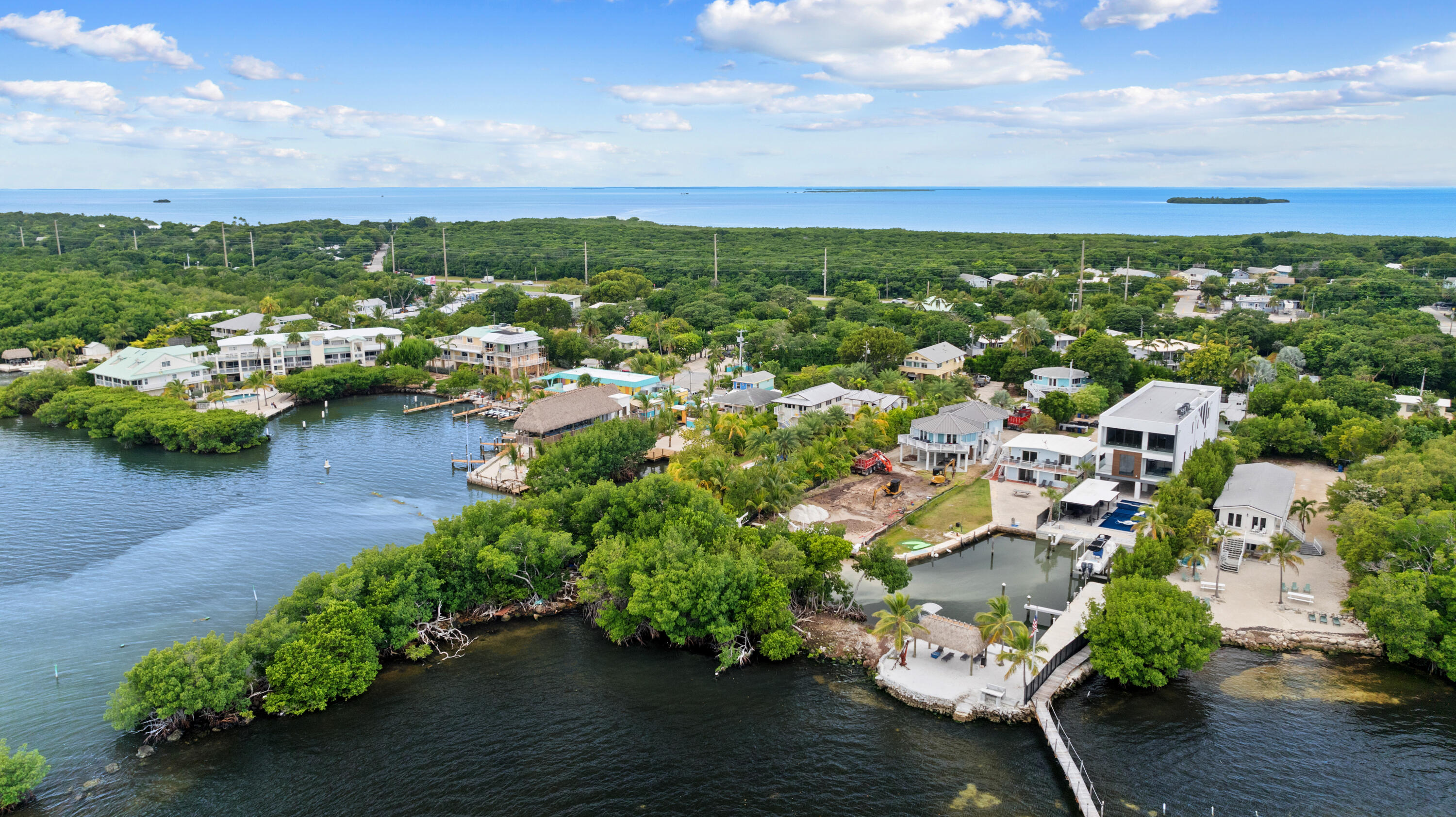 127 Seaside Avenue Key Largo, FL 33037 - Photo 43 of 50 an aerial view of multiple house