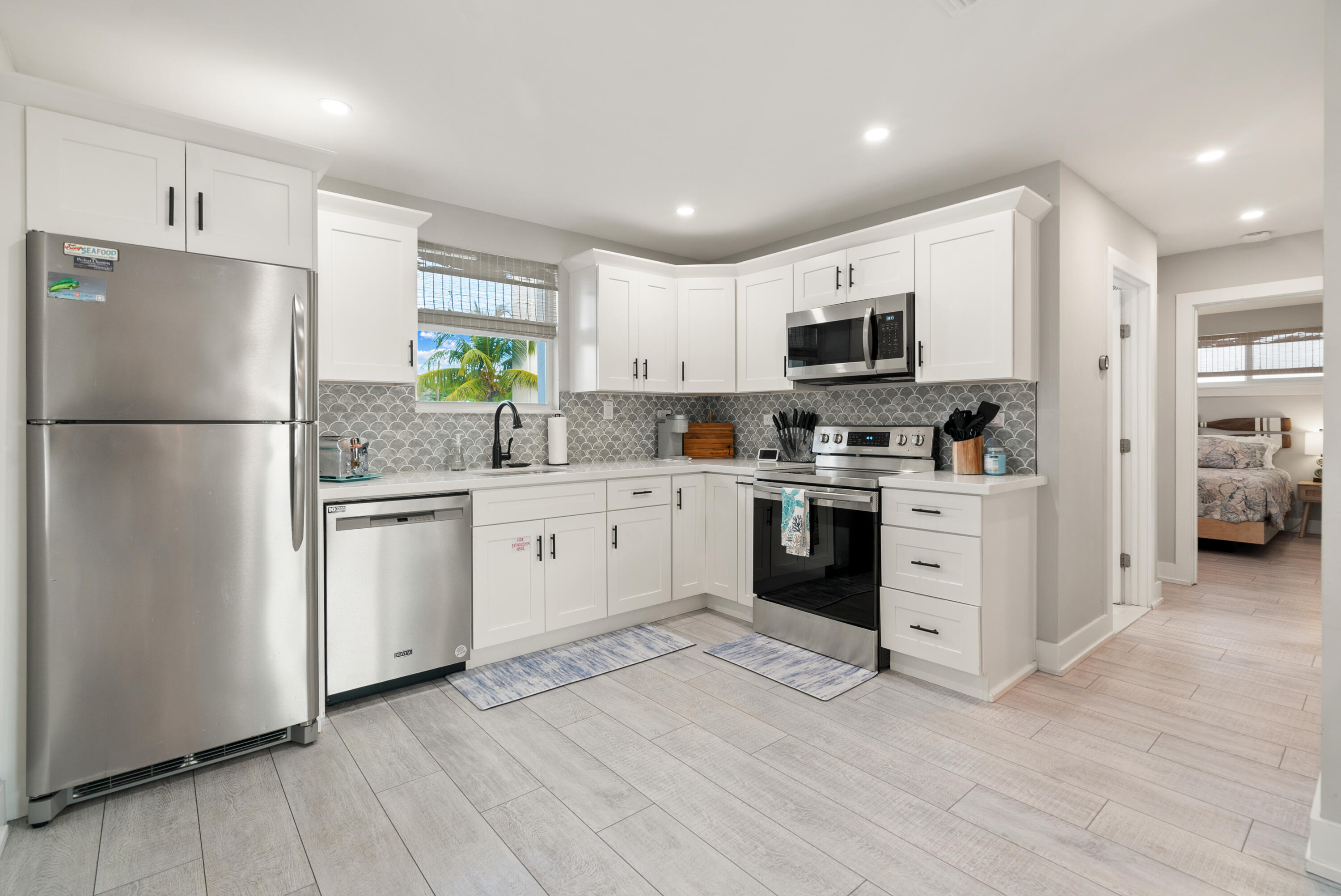 127 Seaside Avenue Key Largo, FL 33037 - Photo 8 of 50 Kitchen
