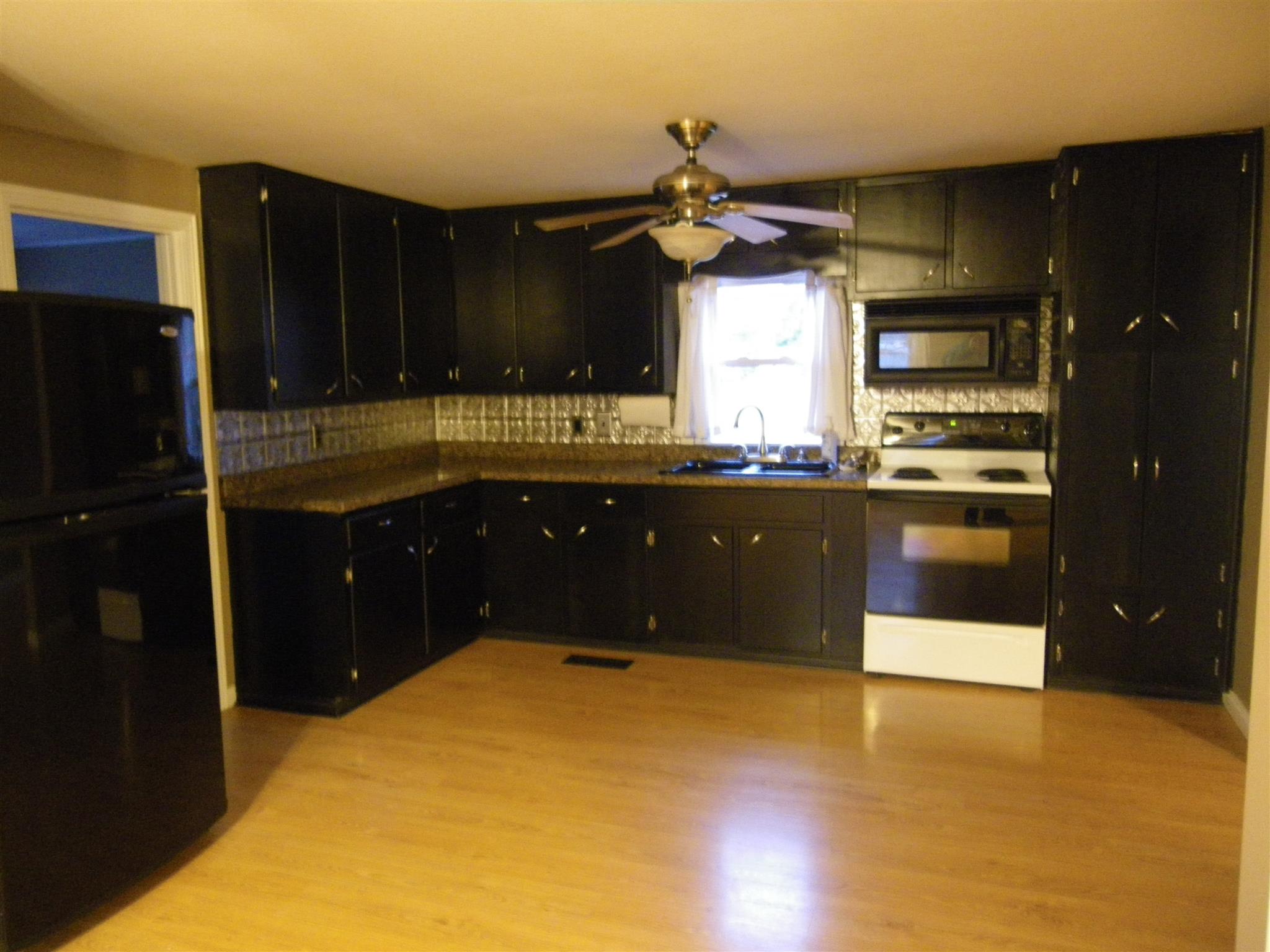 4525 Kleitz Road Evansville, IN 47720 - Photo 2 of 10 Gallery Image 2