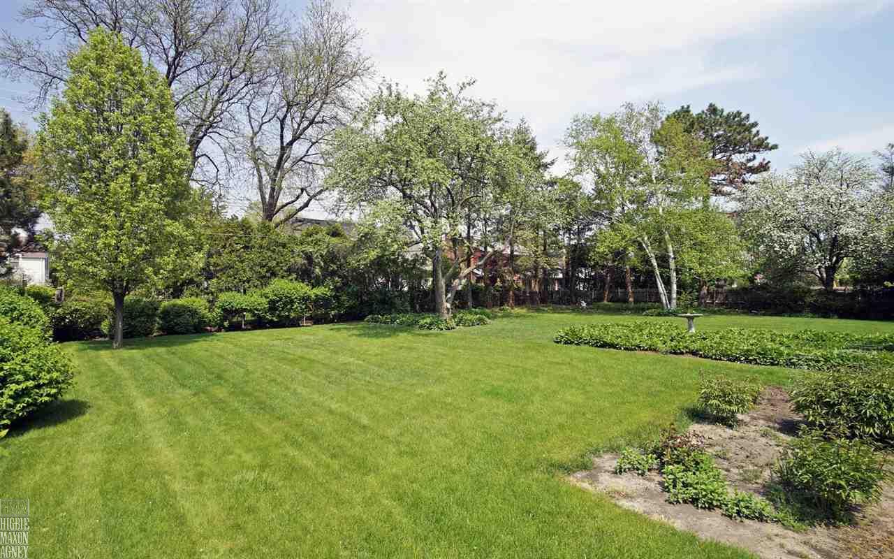 86 Renaud Road Grosse Pointe Shores, MI 48236 - Photo 32 of 38