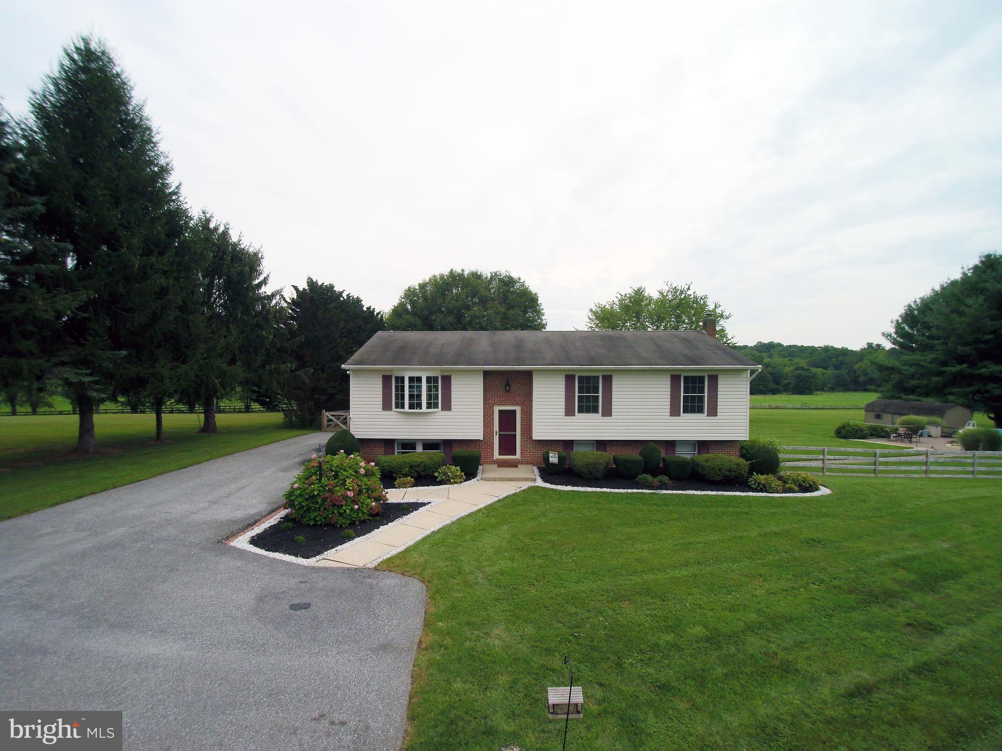 5157 Perry Road Mount Airy, MD 21771 - Photo 2 of 37