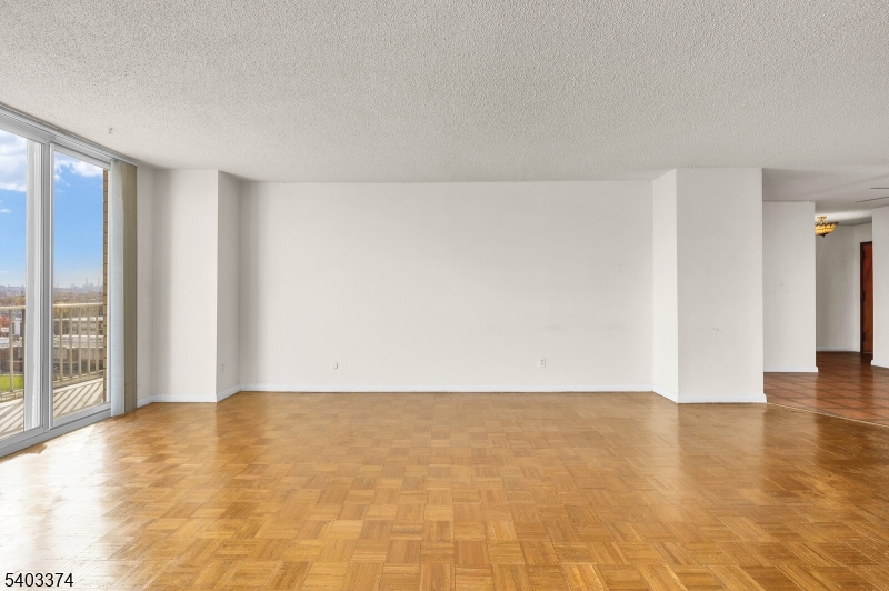 160 Overlook Avenue, Unit 7A Hackensack, NJ 07601 - Photo 16 of 47