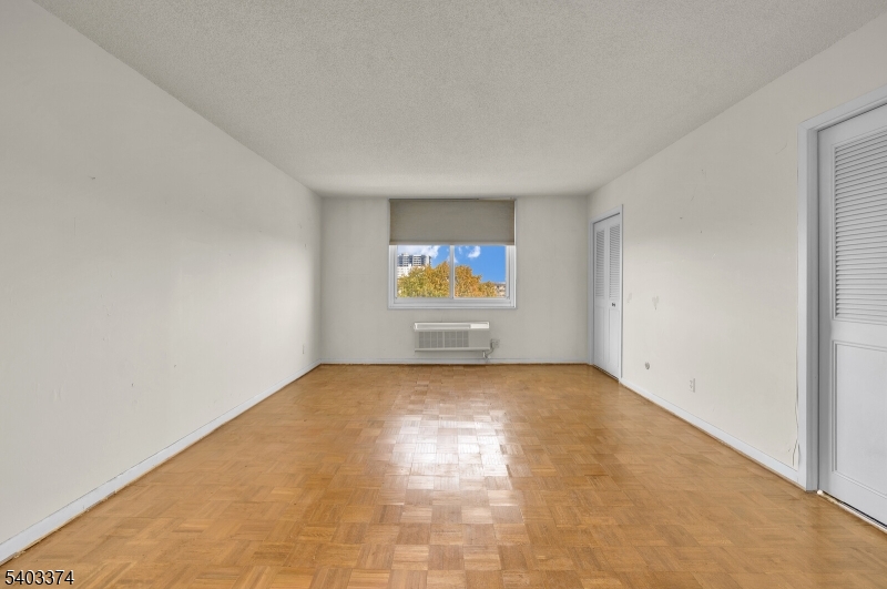 160 Overlook Avenue, Unit 7A Hackensack, NJ 07601 - Photo 33 of 47