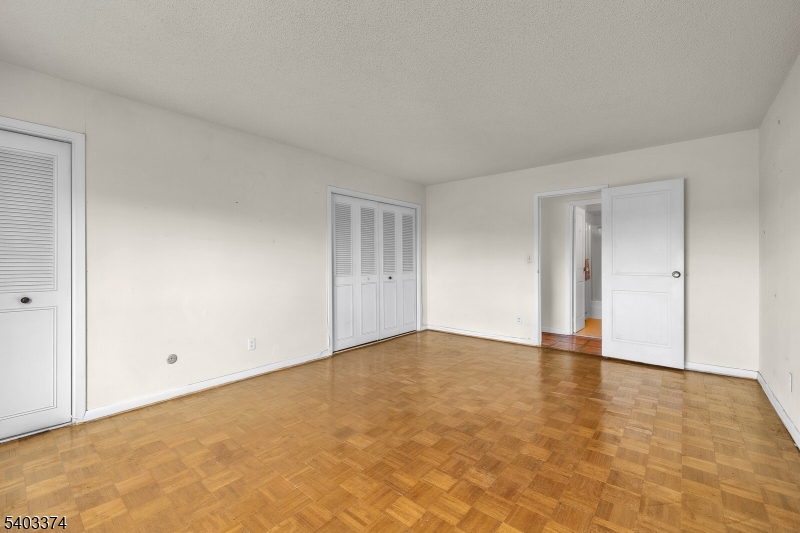 160 Overlook Avenue, Unit 7A Hackensack, NJ 07601 - Photo 34 of 47