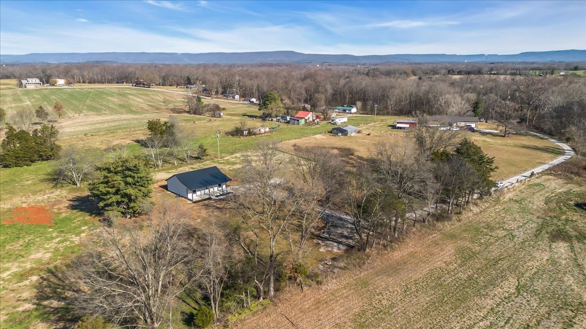 191 Tiffany Lane Decherd, TN 37324 - Photo 24 of 37 a view of outdoor space and city view