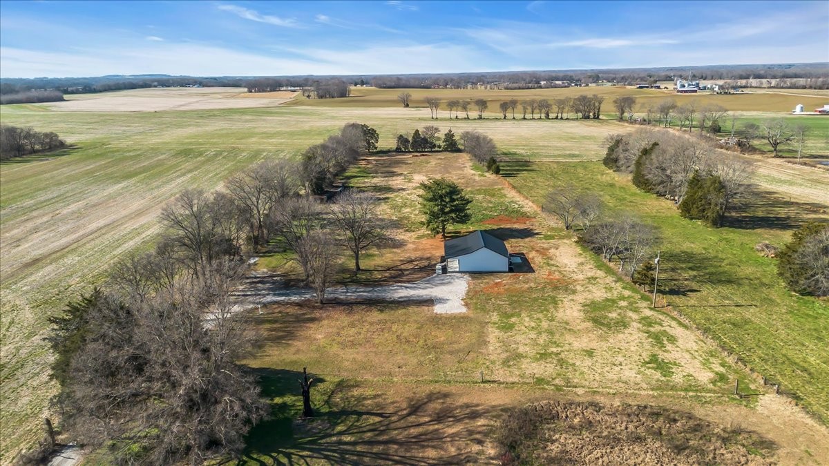 191 Tiffany Lane Decherd, TN 37324 - Photo 26 of 37 a view of an ocean and beach