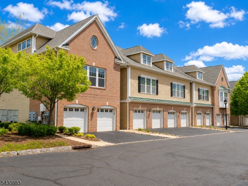 804 River Place Butler, NJ 07405 - Photo 1 of 33 Gallery Image 1