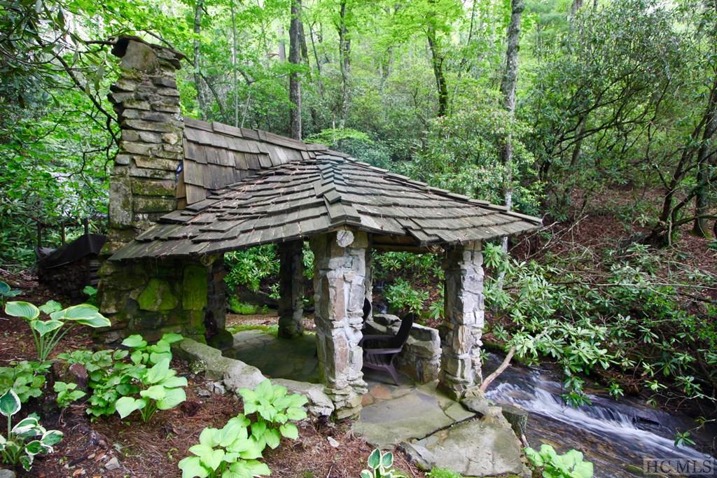57 Blue Valley Road Highlands, NC 28741 - Photo 10 of 22 Gallery Image 10