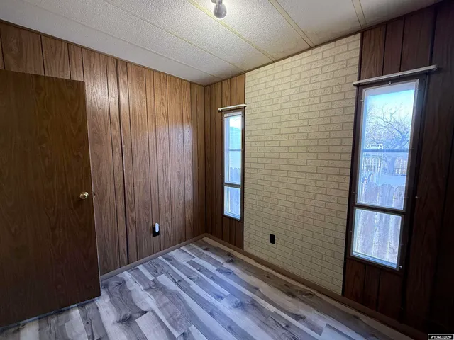 $99,000 | 168 East Broadway Street, Thermopolis, WY 82443