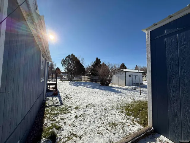 $99,000 | 168 East Broadway Street, Thermopolis, WY 82443