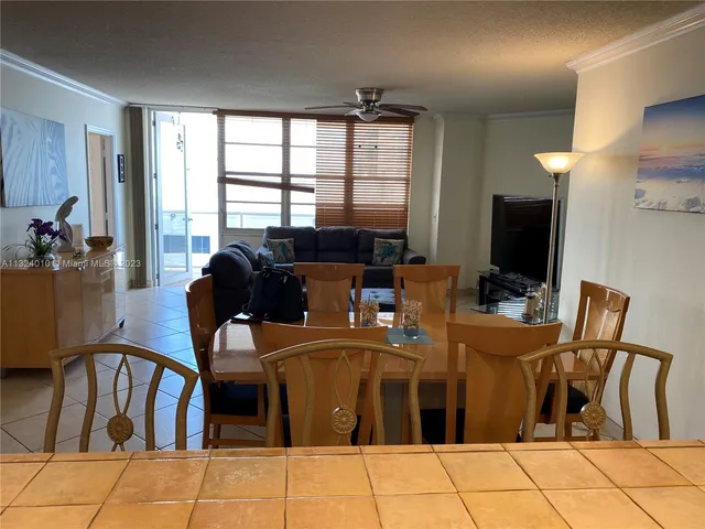 $2,950 | South Central Beach, Hollywood, FL 33019