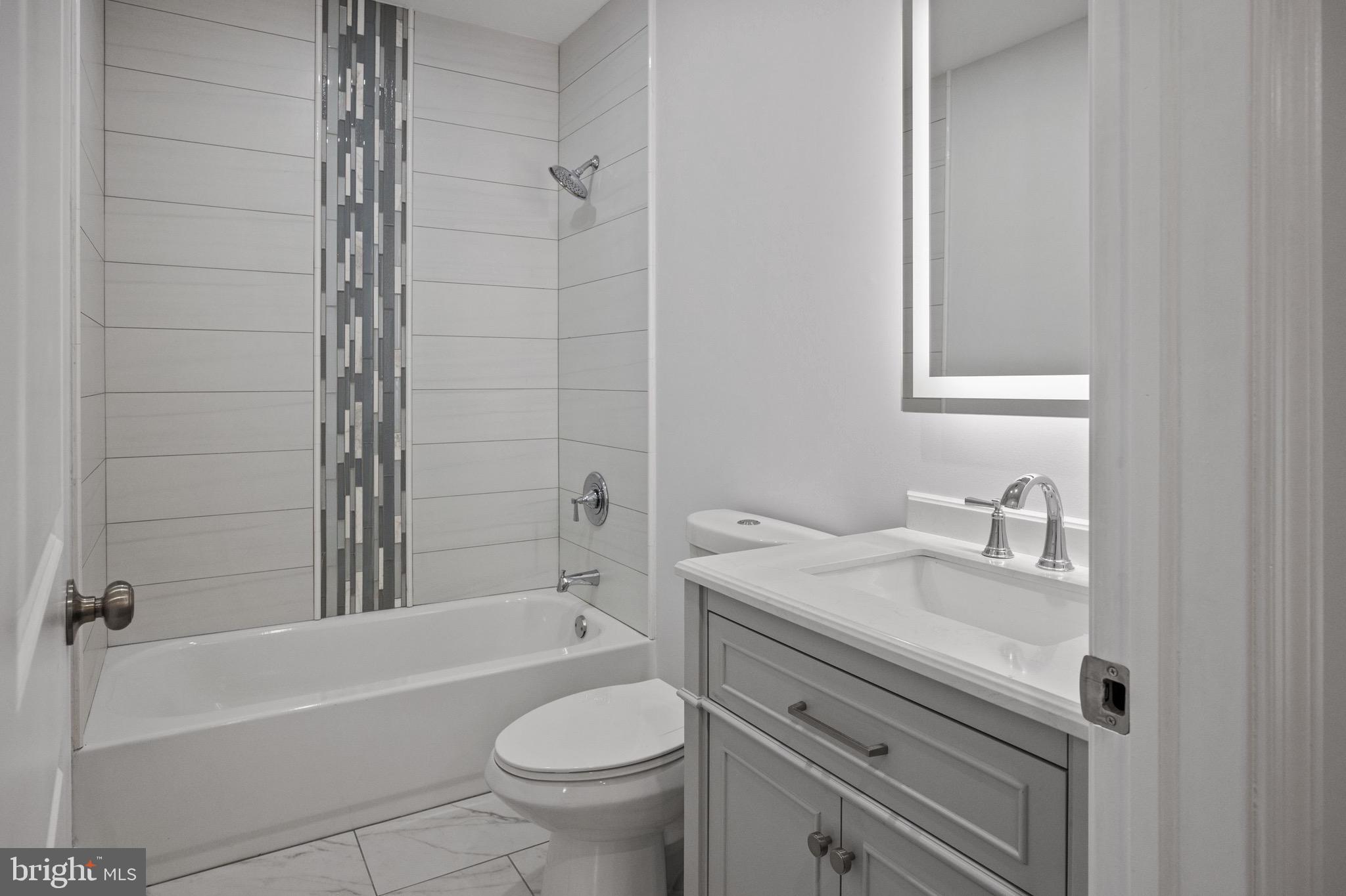 8 Inland Road Levittown, PA 19057 - Photo 29 of 37 Gallery Image 29