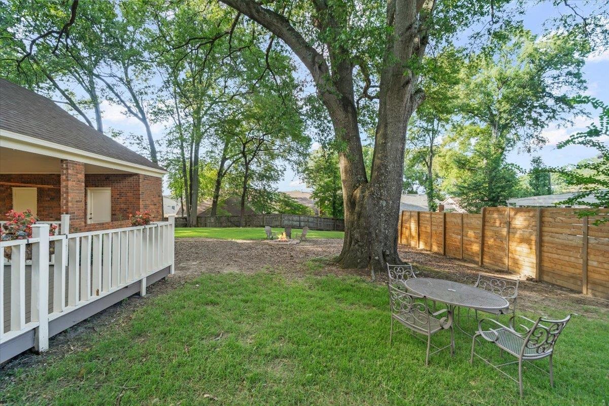 5376 Mason Road Memphis, TN 38120 - Photo 34 of 37 View of fenced backyard