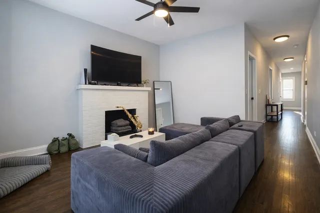 $420,000 | 1525 East 72nd Street, Chicago, IL 60619