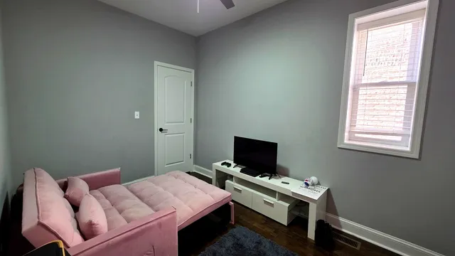 $420,000 | 1525 East 72nd Street, Chicago, IL 60619