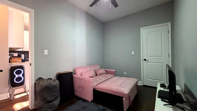 $420,000 | 1525 East 72nd Street, Chicago, IL 60619