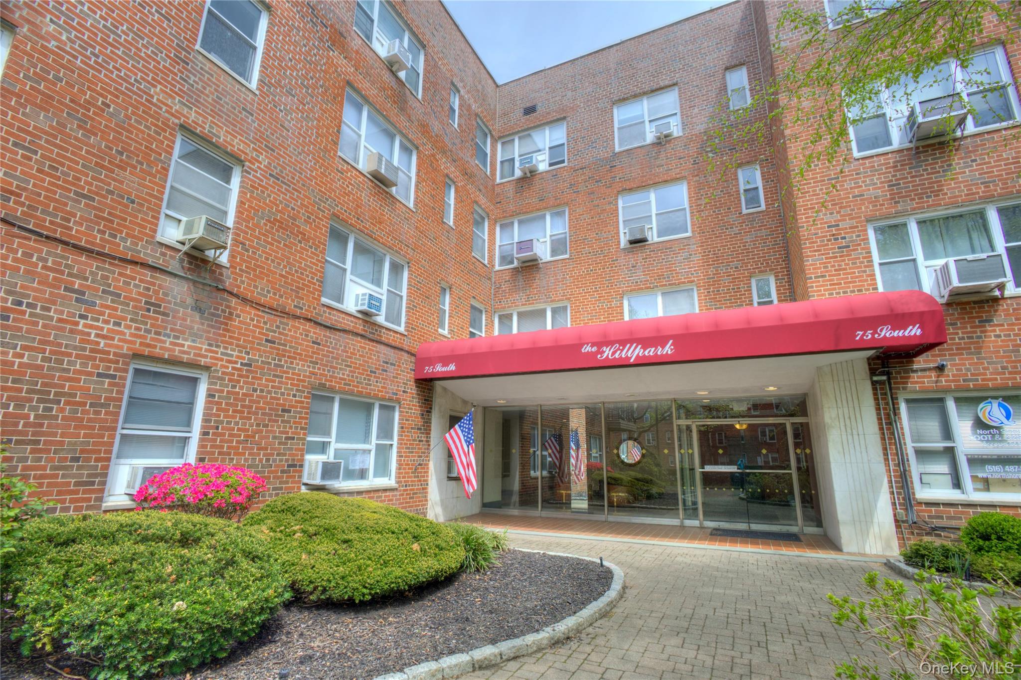 75 South Middle Neck Road, Unit 4G Great Neck, NY 11021 - Photo 29 of 37