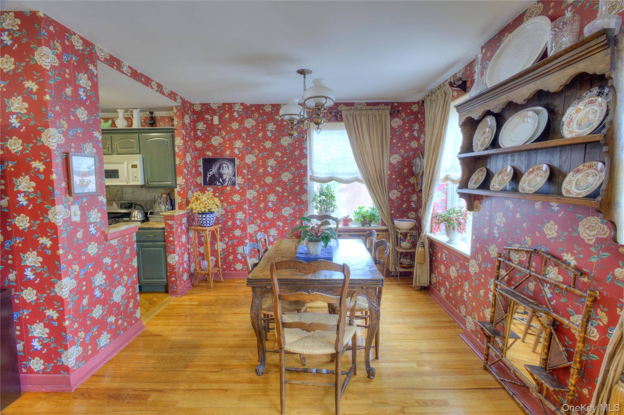 75 South Middle Neck Road, Unit 4G Great Neck, NY 11021 - Photo 8 of 37