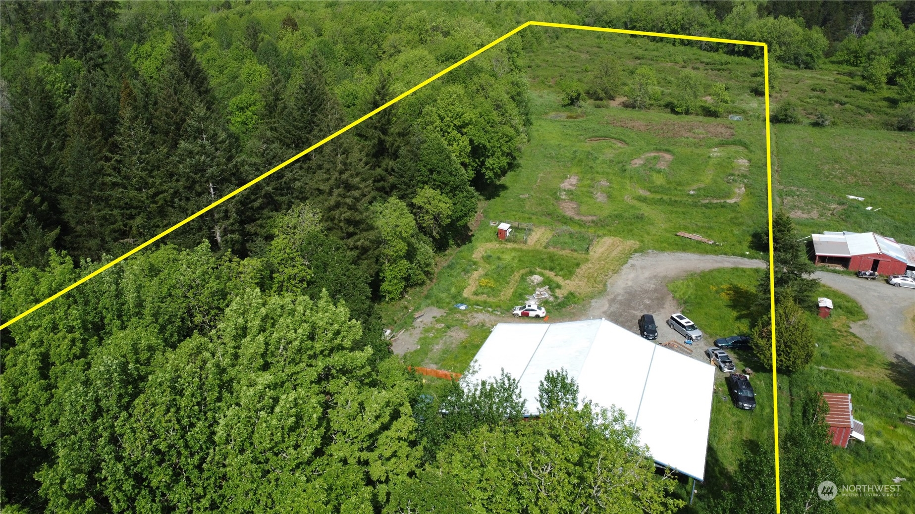 326 Henriot Road Winlock, WA 98596 - Photo 4 of 20 a view of a yard