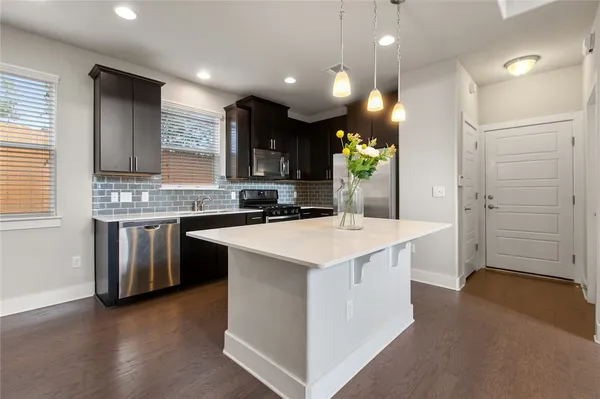 $2,495 | 7200 Sienna Rouge Path, Austin, TX 78744