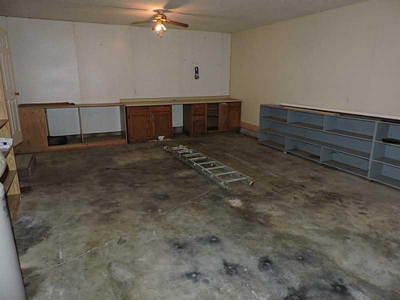 5637 Broyles Road Avon, IN 46123 - Photo 18 of 24 Gallery Image 18