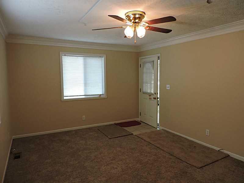 5637 Broyles Road Avon, IN 46123 - Photo 4 of 24 Gallery Image 4