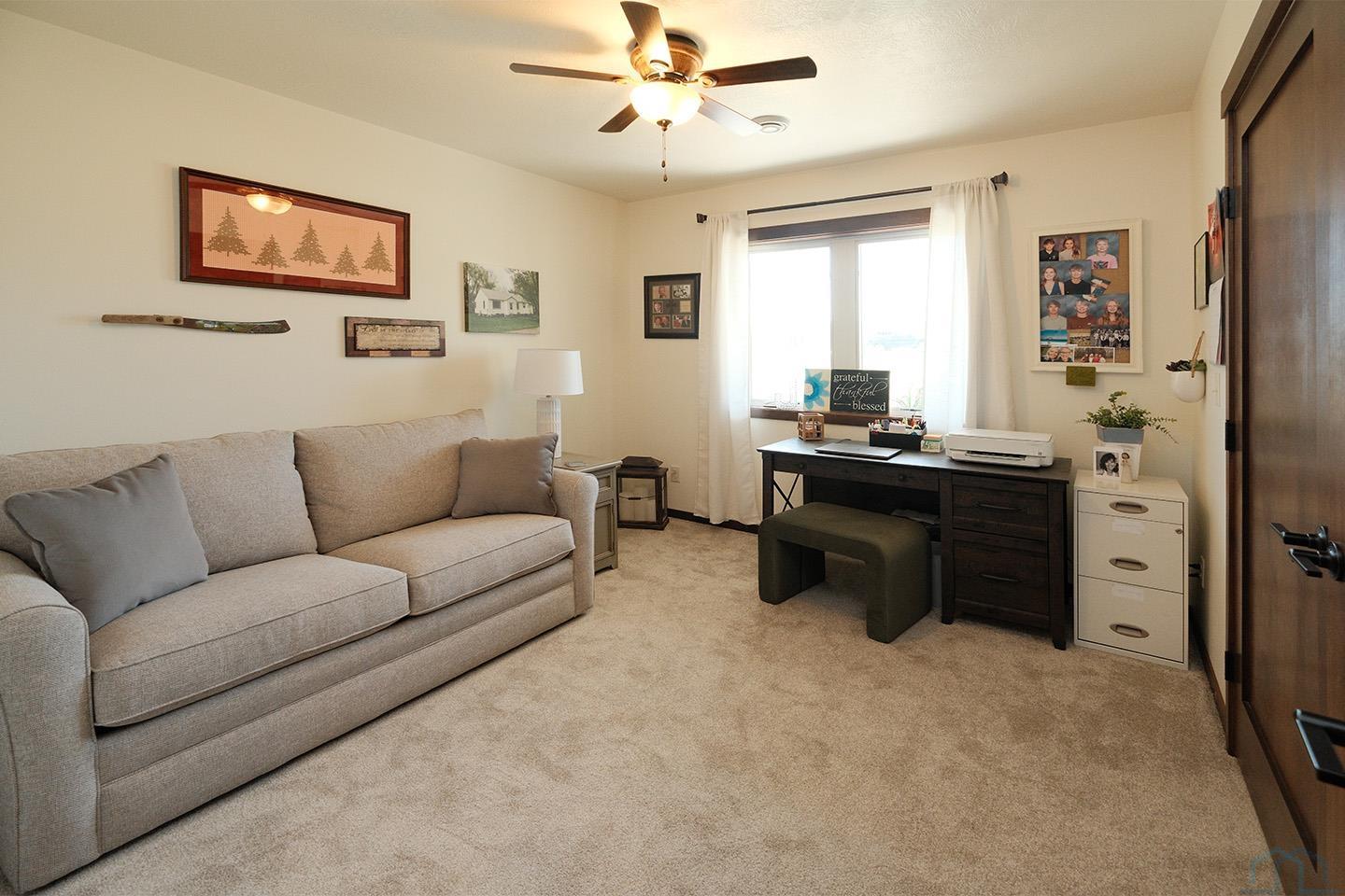 2109 Walnut Street Hull, IA 51239 - Photo 23 of 27 Gallery Image 23