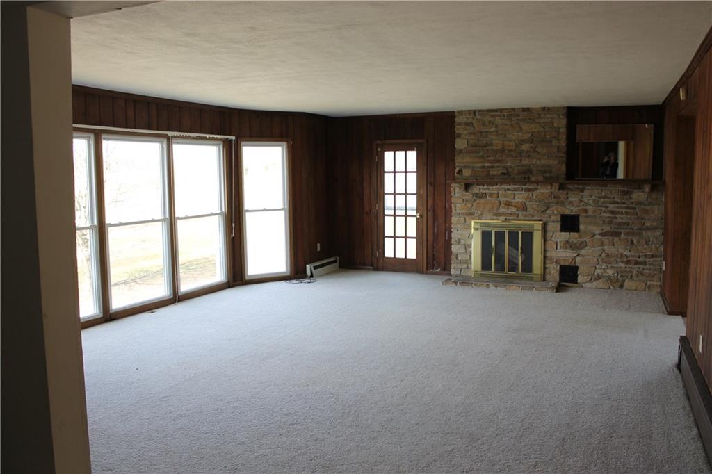 257 Broadview Road Hunker, PA 15639 - Photo 12 of 17 living room