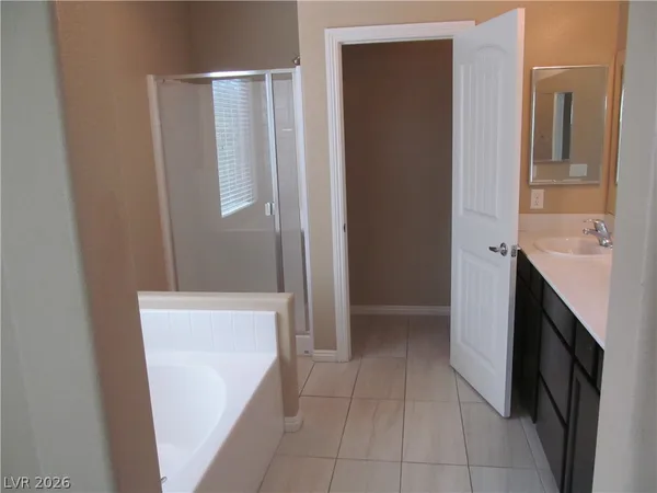 $2,100 | 3711 Gilmore Creek Street, Las Vegas, NV 89129