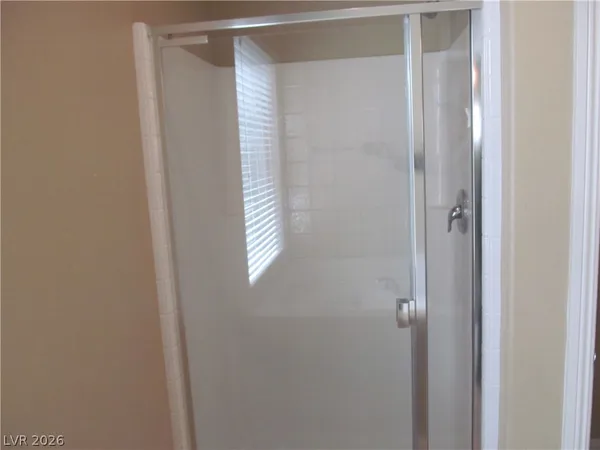 $2,100 | 3711 Gilmore Creek Street, Las Vegas, NV 89129