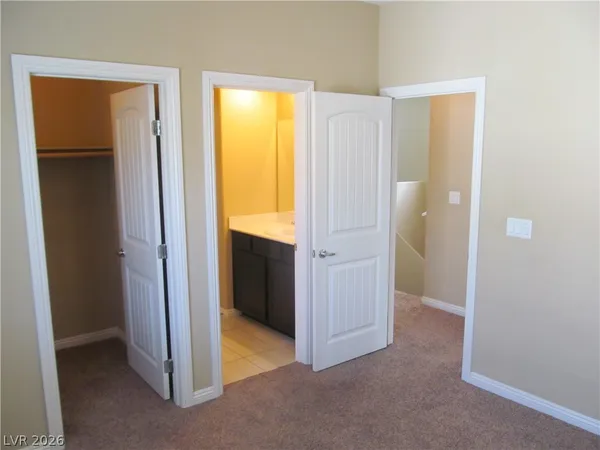 $2,100 | 3711 Gilmore Creek Street, Las Vegas, NV 89129
