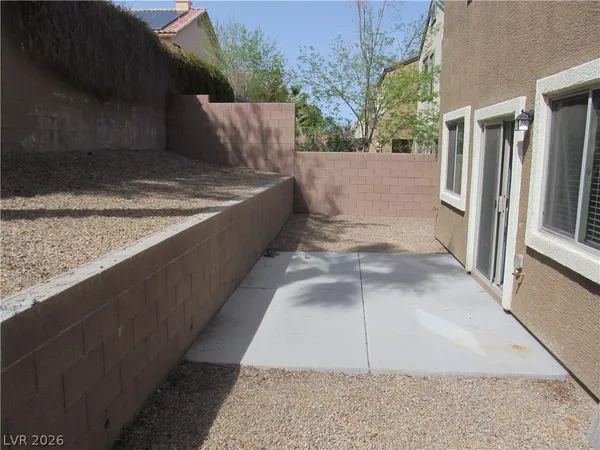 $2,100 | 3711 Gilmore Creek Street, Las Vegas, NV 89129