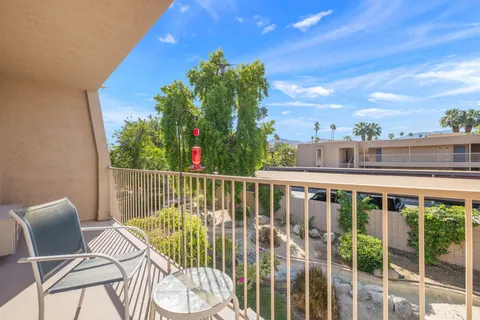 $265,000 | 73850 Fairway Drive, Unit 296, Palm Desert, CA 92260