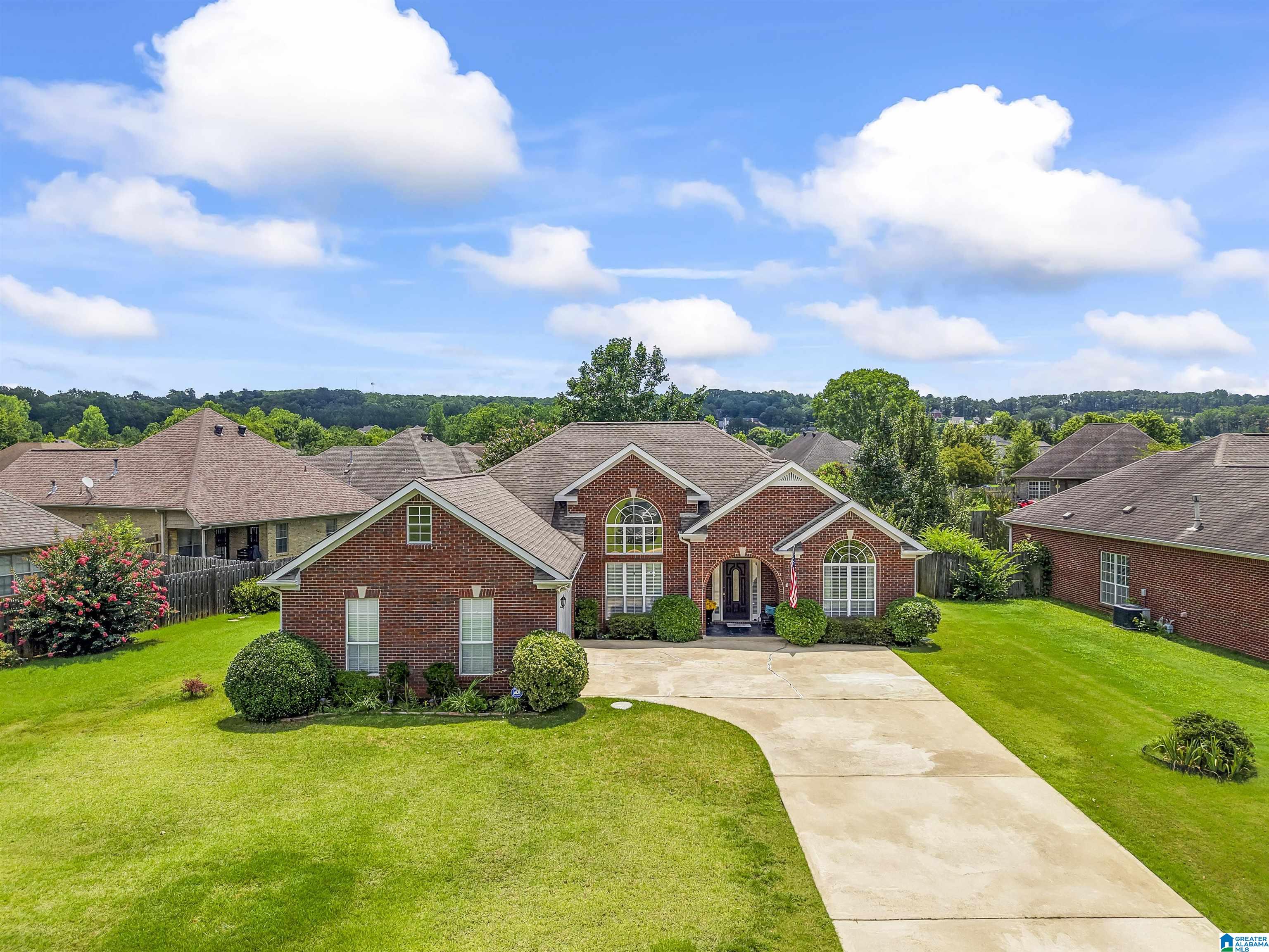 290 Victoria Station Alabaster, AL 35114 - Photo 4 of 46