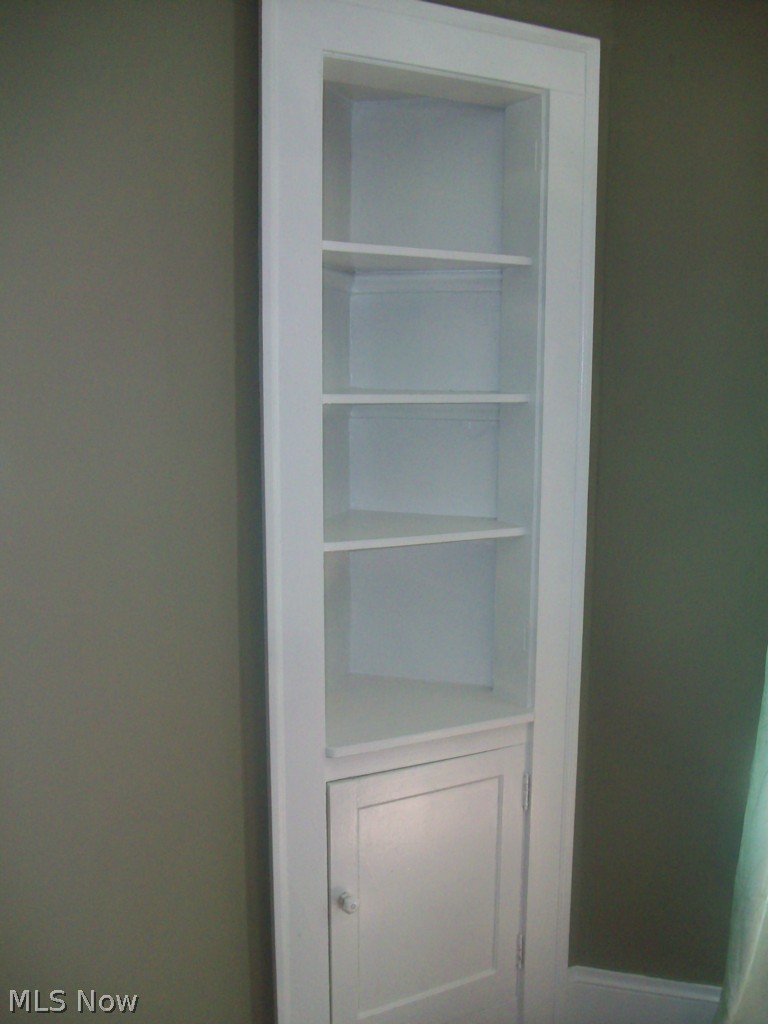 3312 Silsby Road Cleveland, OH 44118 - Photo 6 of 13 Gallery Image 6
