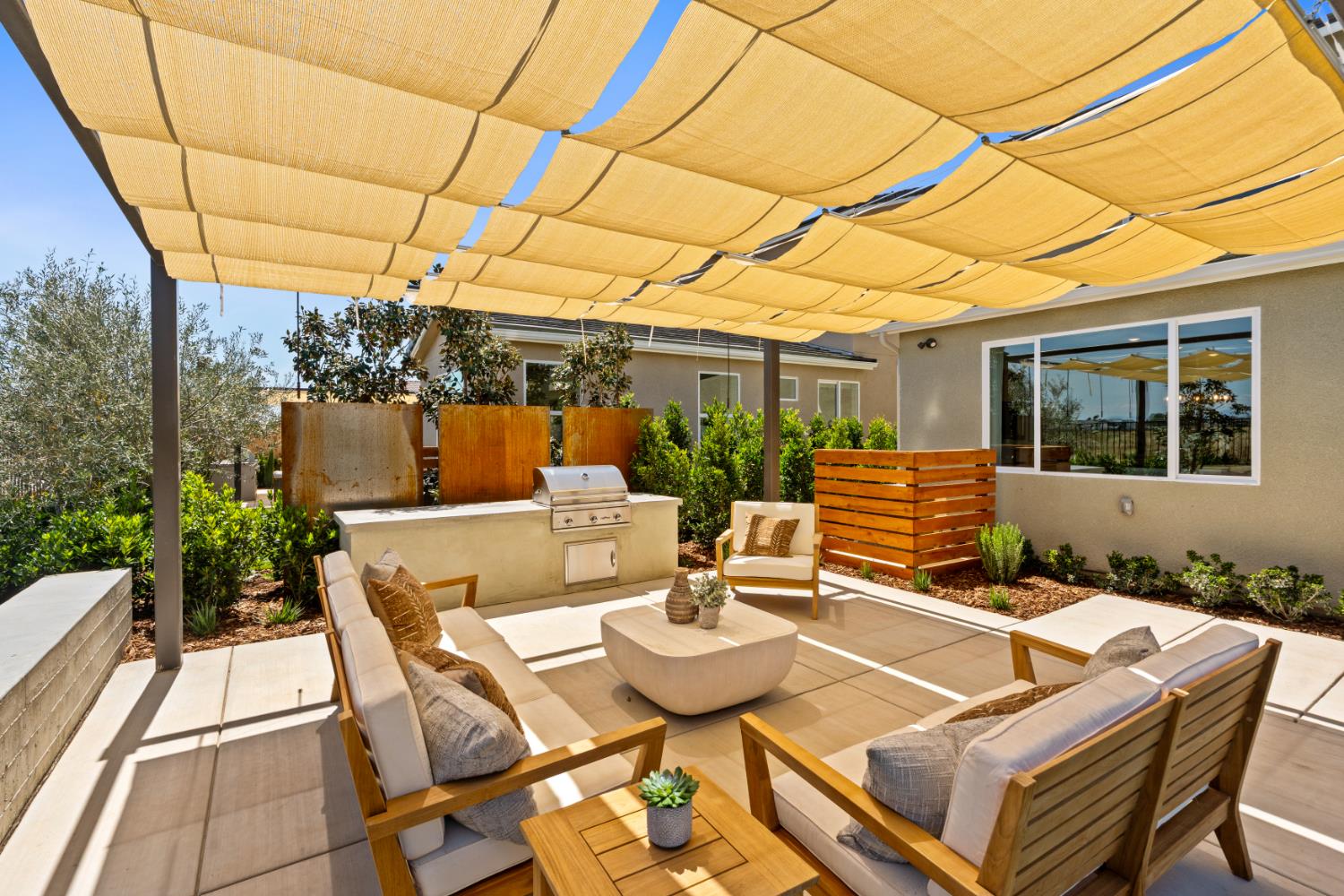 875 Solar Lane Clovis, CA 93619 - Photo 46 of 58