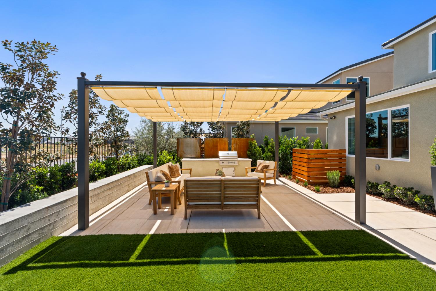 875 Solar Lane Clovis, CA 93619 - Photo 48 of 58