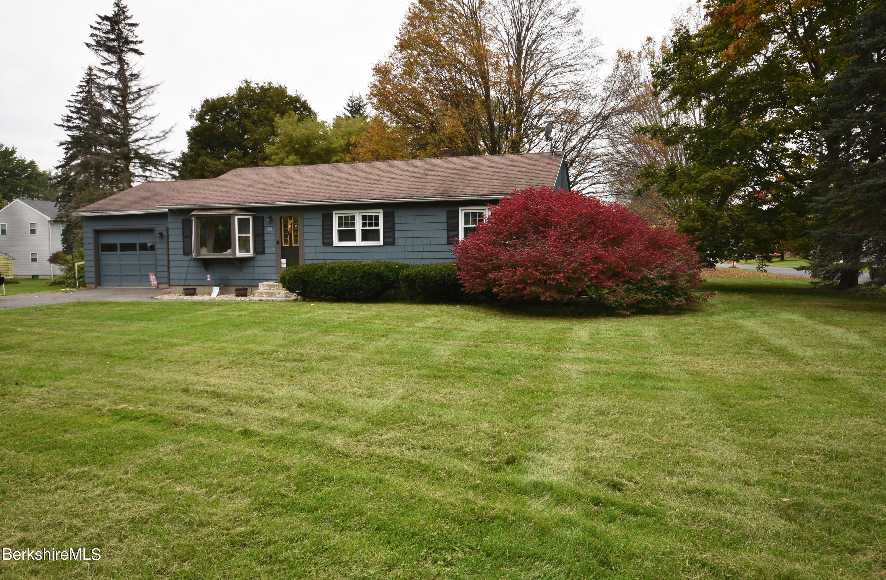 494 East New Lenox Road Pittsfield, MA 01201 - Photo 1 of 40 Exterior