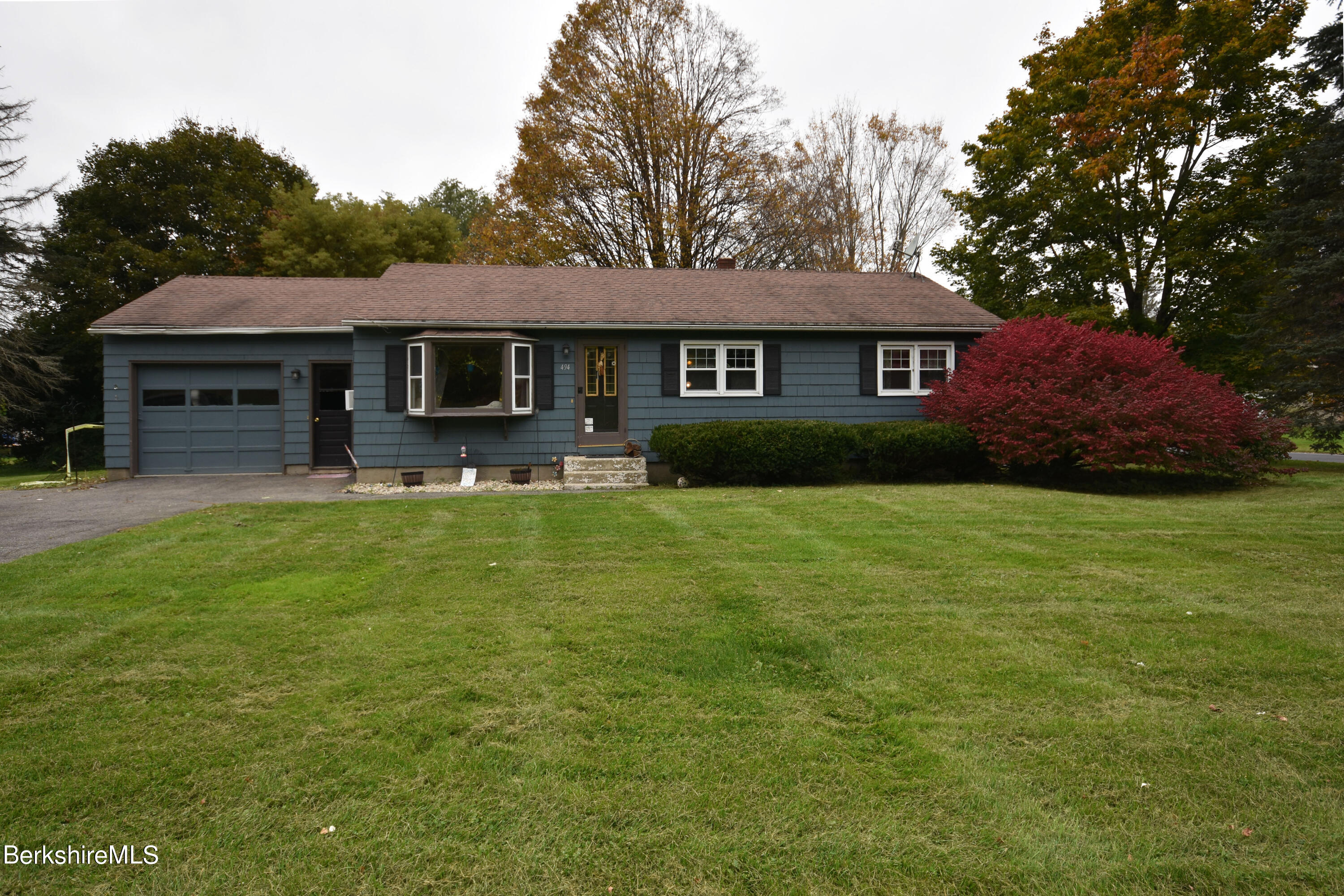 494 East New Lenox Road Pittsfield, MA 01201 - Photo 2 of 40 Exterior